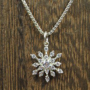16" Sterling Silver Small Snowflake CZ Pendant Necklace Vintage